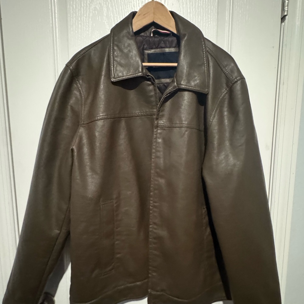 Brand NEW Tommy Hilfiger XL brown leather jacket with tags .